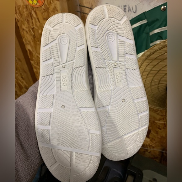 Water shoes New - Picture 3 of 3